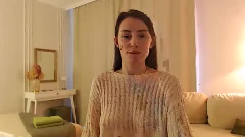 Bella online show from March 15, 2:08 pm