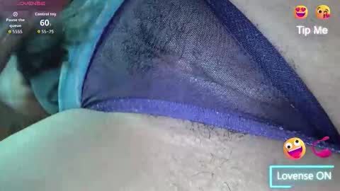 white_sexy_ online show from April 29, 8:25 pm