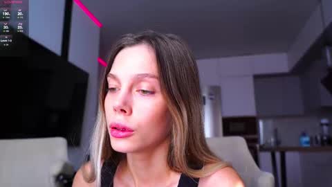 Kate  online show from December 21, 8:40 am