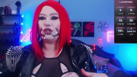 Laura  online show from December 23, 5:49 am