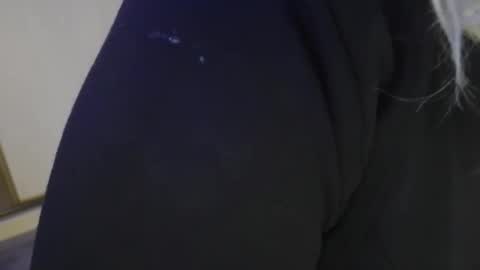 Laura  online show from October 15, 10:12 pm