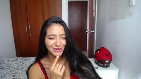 Ilauren online show from July 28, 12:48 pm