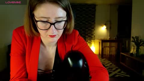 wild_peony online show from October 26, 7:31 pm