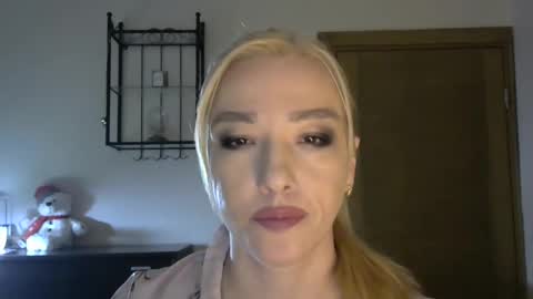 Alina online show from March 8, 8:19 am