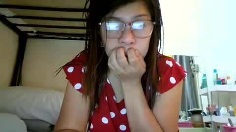 WildChick online show from March 25, 7:33 am