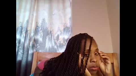 Merci online show from March 3, 7:25 am