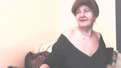 WildRedCat online show from May 3, 8:07 am