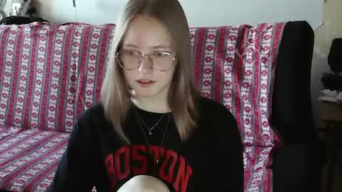 Olivia online show from July 27, 5:04 am