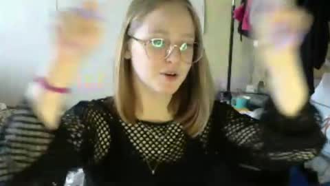 Olivia online show from July 24, 5:27 am
