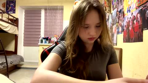 Olivia online show from February 15, 3:33 pm