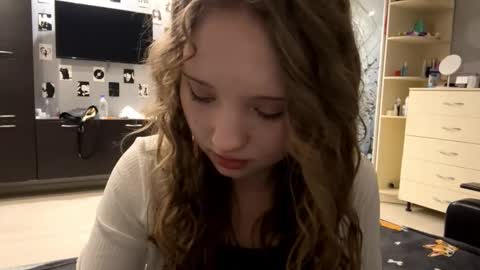 Olivia online show from December 20, 7:07 pm