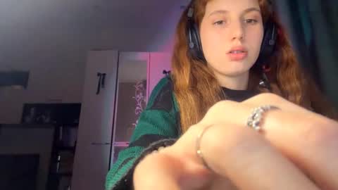 Alice online show from March 6, 3:51 pm