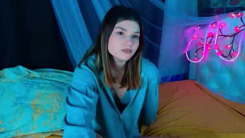 Vicki3 online show from March 1, 10:26 am