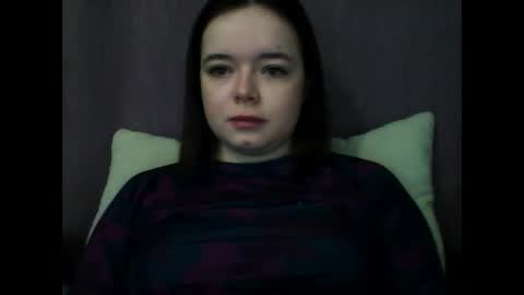 Snapshot of winter__white_rose chatting on February 7, 11:34 am Emma online show from February 7, 11:34 am