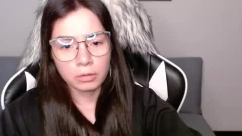 Alex online show from November 13, 3:05 am