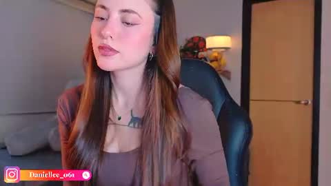   online show from June 11, 3:25 am