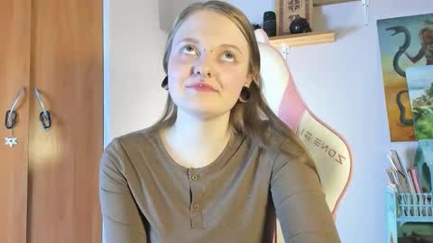 wonderconnie online show from October 2, 1:27 pm