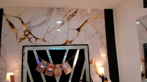 wonderkloe_ online show from July 7, 7:49 pm