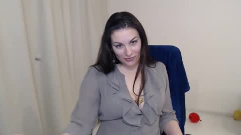 Snapshot of wonderr_woman chatting on March 3, 9:45 pm wonderr_woman online show from March 3, 9:45 pm