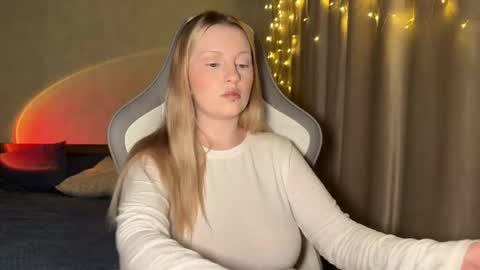 eva online show from December 20, 4:44 pm