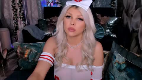 Snapshot of xalexax chatting on January 3, 6:35 pm sooo hey im Sperm Mystik from Fuckistan i want you full my all holes bcs i have penis fever online show from January 3, 6:35 pm