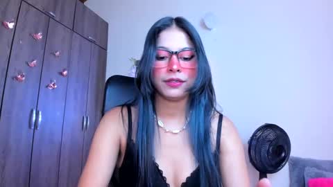 Snapshot of xallysonx_ chatting on January 7, 11:26 am XALLYSONX online show from January 7, 11:26 am