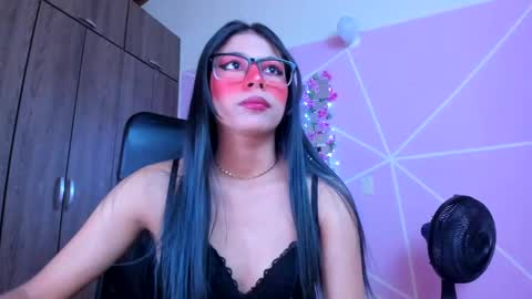 Snapshot of xallysonx_ chatting on March 8, 11:24 am XALLYSONX online show from March 8, 11:24 am