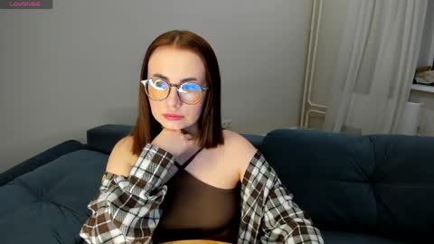 Alice online show from May 3, 3:04 pm
