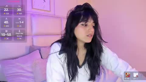 xara_u online show from June 12, 8:17 pm