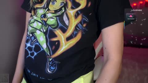 spoil me here  online show from March 7, 10:56 am