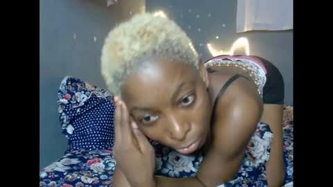 xcreamypussy online show from February 10, 11:34 pm