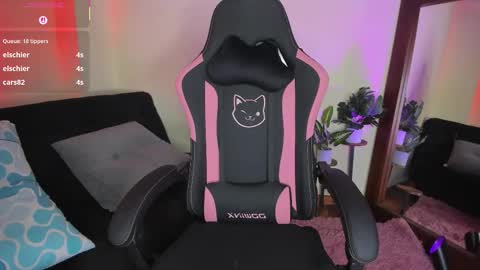 Kanae. online show from November 2, 11:30 pm