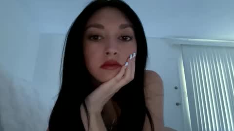 xenadreamx online show from May 2, 2:15 am
