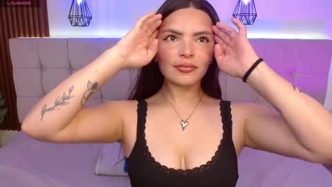 Xiara Lee online show from September 27, 1:18 pm