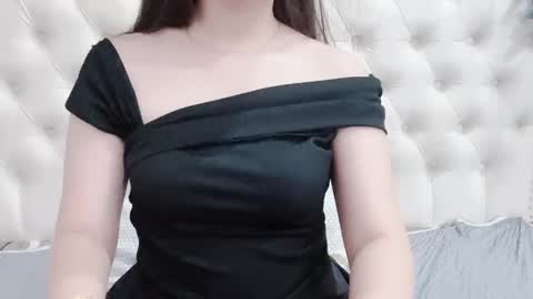 xiawa_gina online show from April 3, 1:25 am