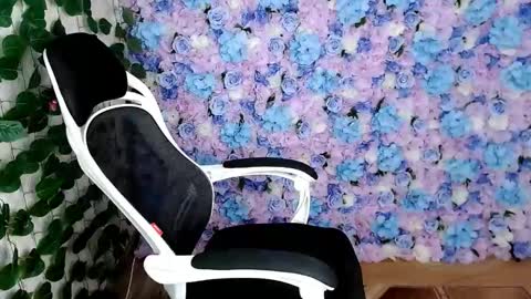 Snapshot of xilana chatting on October 16, 5:32 am Lina online show from October 16, 5:32 am