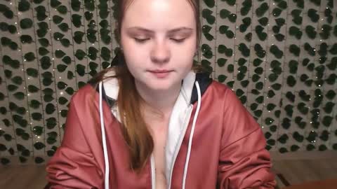 Snapshot of xilana chatting on March 3, 5:05 am Lina online show from March 3, 5:05 am