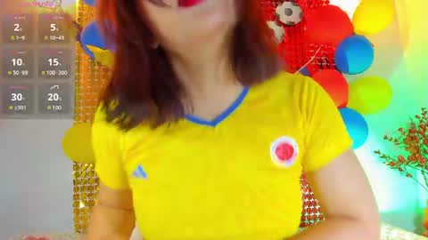 tifanny  online show from June 17, 7:04 pm