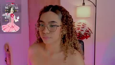 Snapshot of ximena_sotto1 chatting on October 16, 8:22 pm camila online show from October 16, 8:22 pm