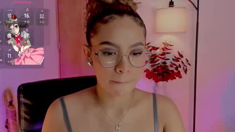 Snapshot of ximena_sotto1 chatting on September 23, 7:12 pm camila online show from September 23, 7:12 pm