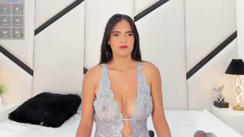 ximenacosta online show from August 1, 11:45 am