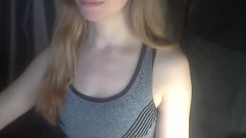 xlorax77703 online show from February 13, 3:19 am