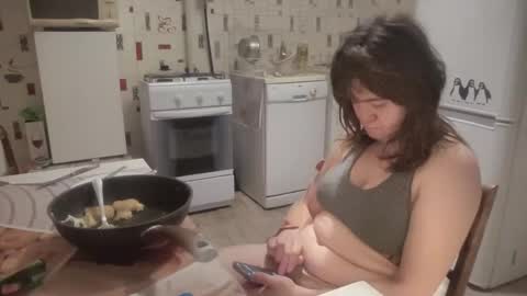 Luna online show from February 7, 4:11 pm