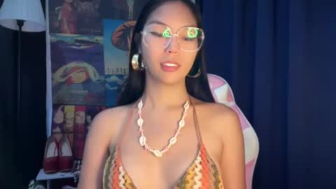 Snapshot of xmonica_cummerx chatting on March 6, 7:14 am Sweet Monica online show from March 6, 7:14 am