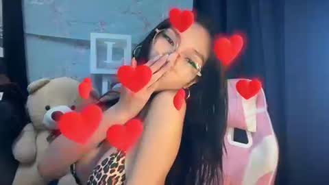 Snapshot of xmonica_cummerx chatting on September 18, 9:52 am Sweet Monica online show from September 18, 9:52 am