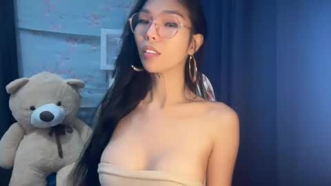 Snapshot of xmonica_cummerx chatting on October 6, 9:04 am Sweet Monica online show from October 6, 9:04 am