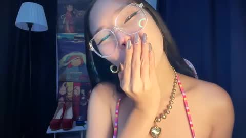 Snapshot of xmonica_cummerx chatting on December 27, 7:51 am Sweet Monica online show from December 27, 7:51 am