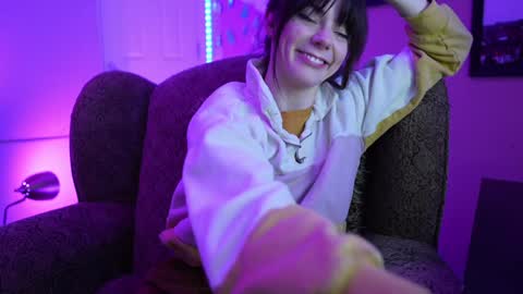 Bella Bondai online show from January 21, 4:48 pm