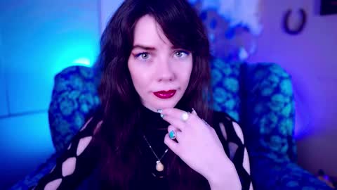 Bella Bondai online show from October 10, 10:20 am