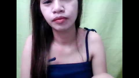 Snapshot of xx_winwin_xx chatting on February 23, 7:38 am Mariel online show from February 23, 7:38 am